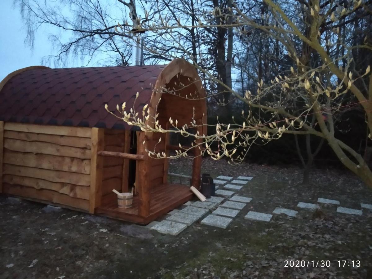 Kleines Gartenhaus Am Mahler Grossschirma Экстерьер фото